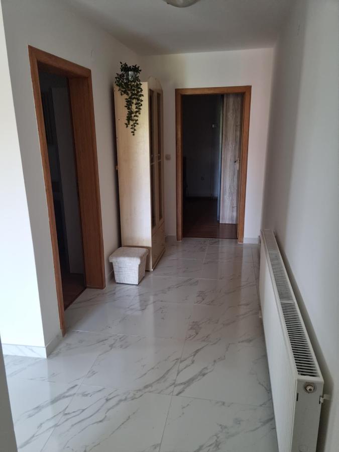 Apartments Zoretic มาลินสกา ภายนอก รูปภาพ