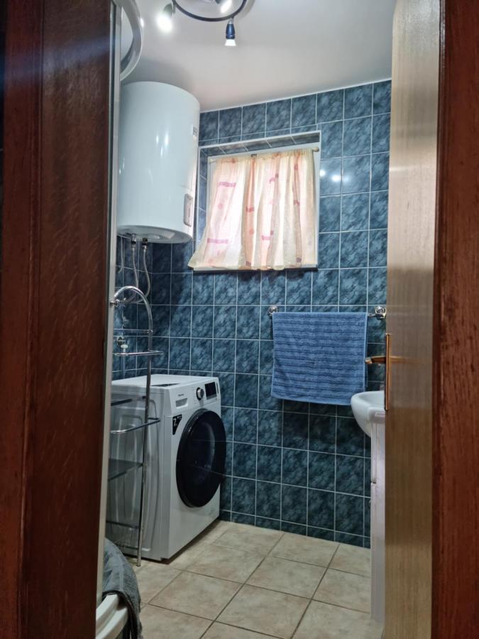 Apartments Zoretic มาลินสกา ภายนอก รูปภาพ