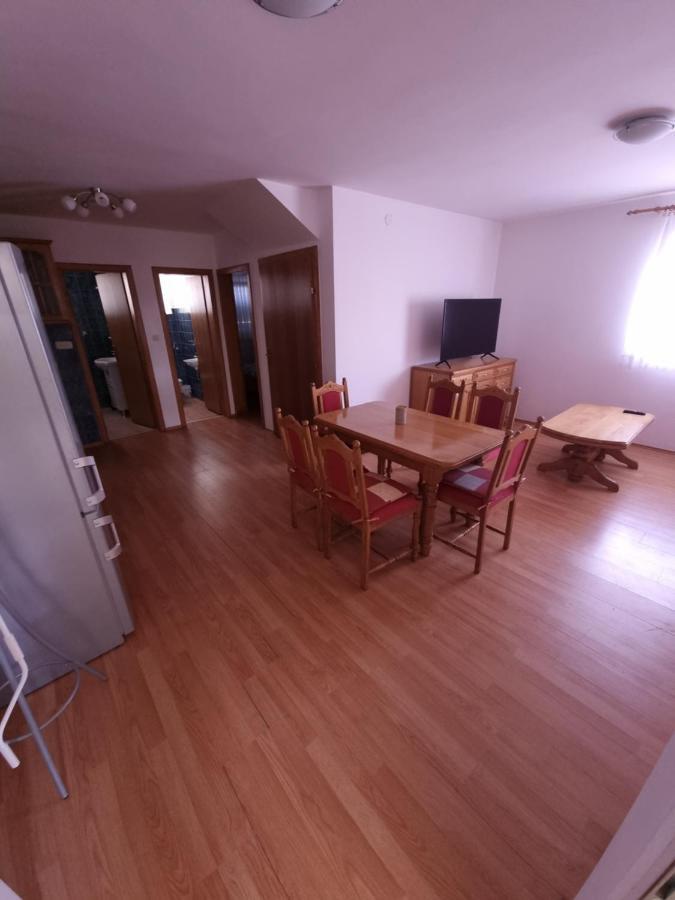 Apartments Zoretic มาลินสกา ห้อง รูปภาพ